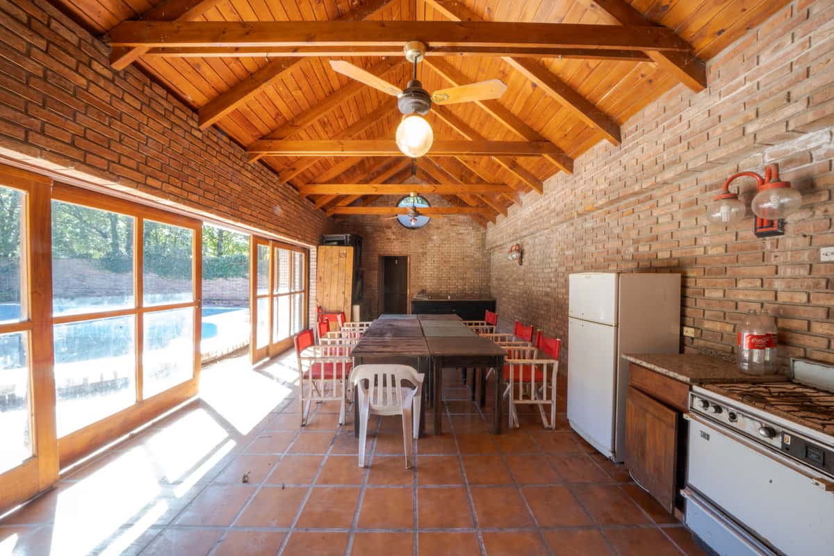Residencia sobre Av. Lisboa · Vista al Golf